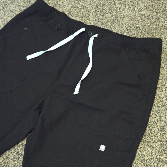 Figs Technical Collection Scrub Pants (Size L) - Picture 5 of 9